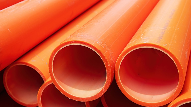 plastic_profile_extrusion_gettyimages_1410289367_767x767px_1