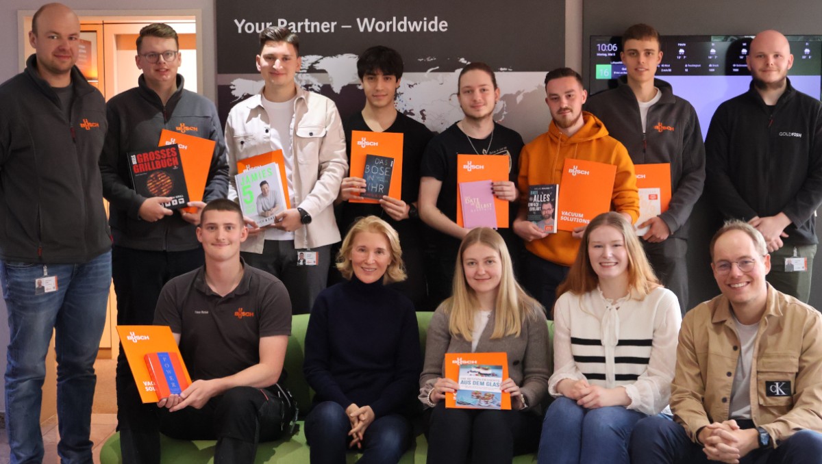 busch_buchuebergabe_2024