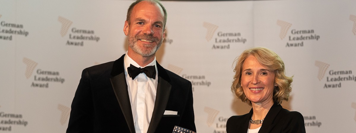 Ayla Busch was Honored with the German Leadership Award 2022