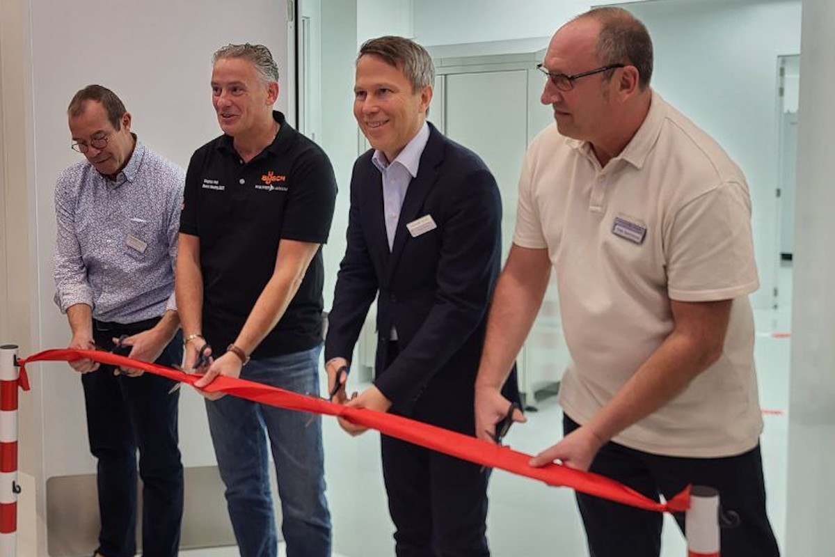 ribbon_cut