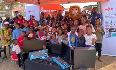 image_computer_donation_south_africa