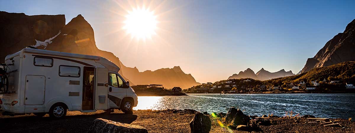 caravansunset_adobestock_295620840_300dpi_rgb