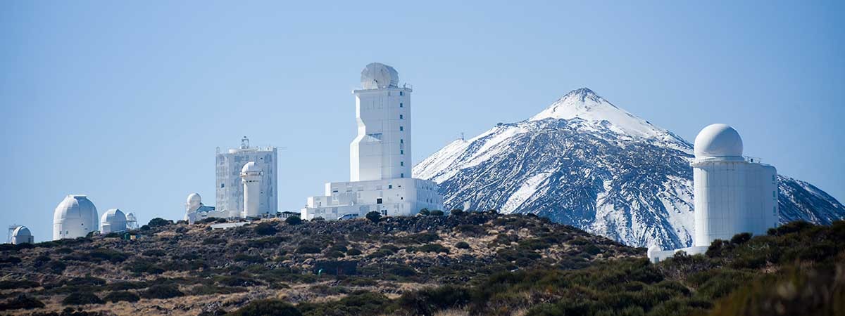 vacuumtelescopelandscape_istock_464545716_300dpi_rgb