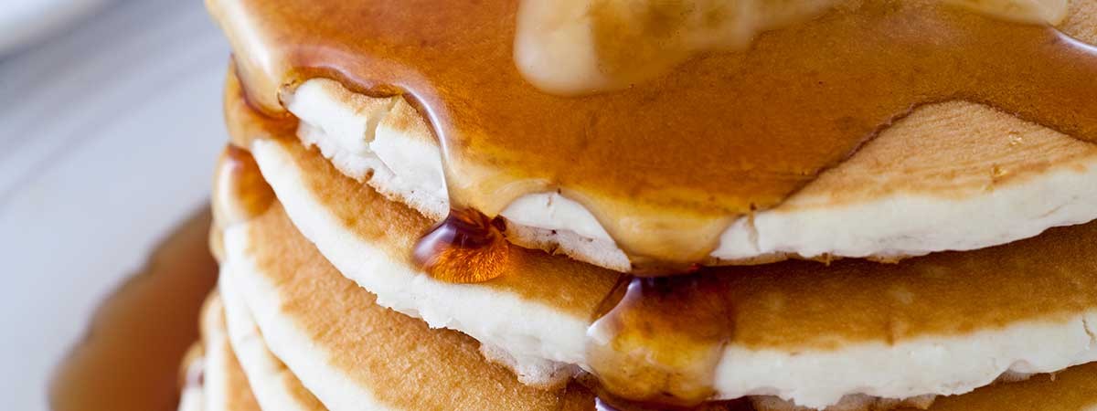 pancakeswithmaplesyrup_istock_531861599